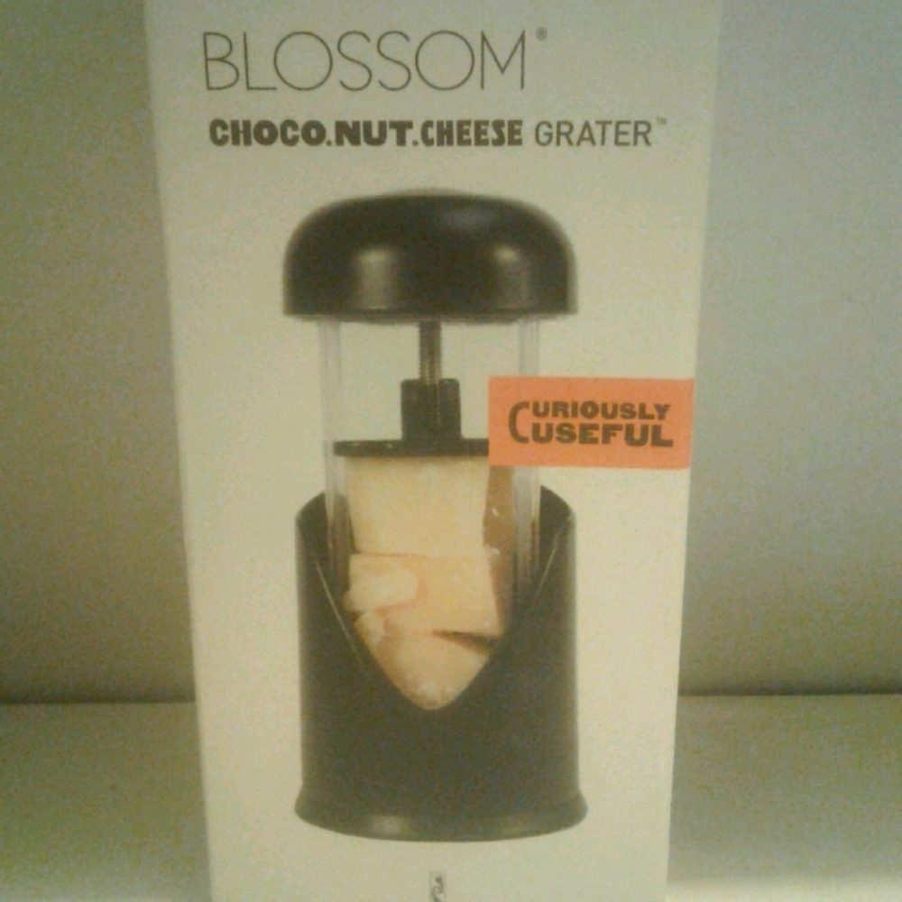 Blossom Choc Nut Cheese Grater